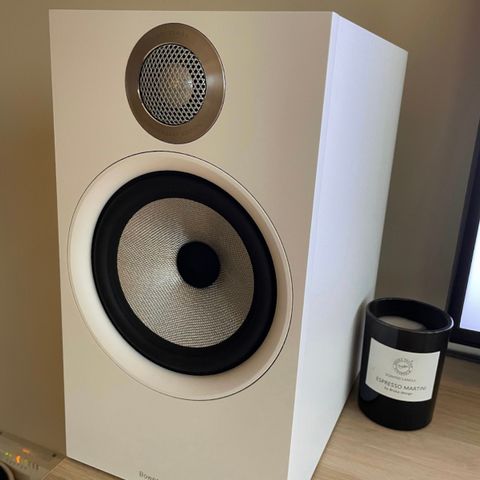 Bowers & wilkins 606 S2, Dali sub og Bluesound Powernode (N330)