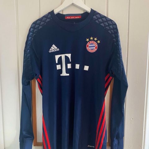 Bayern Munchen Adidas fotballtrøye