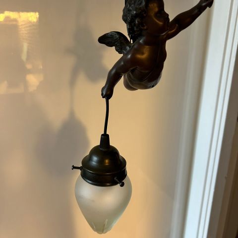 Cherub lampe