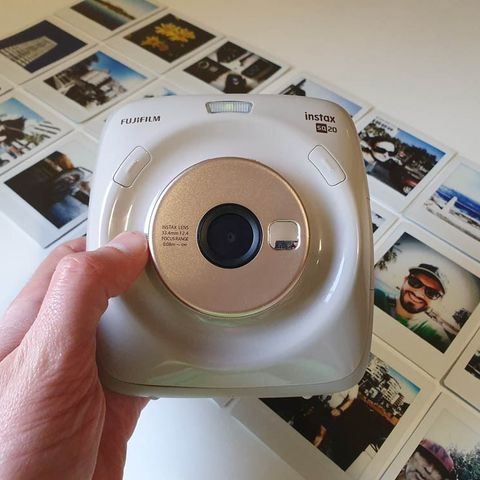 Fujifilm Instax SQ20