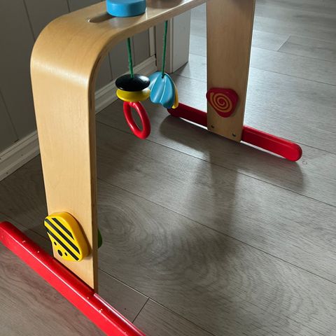 Babygym fra IKEA - gis bort!