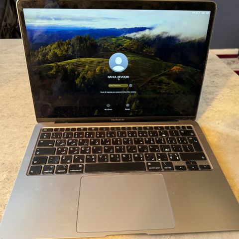 MacBook air 13 tommer, intel i5, 2020 512 GB lagring