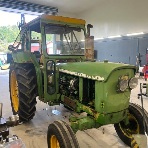 John deere 2120 deler