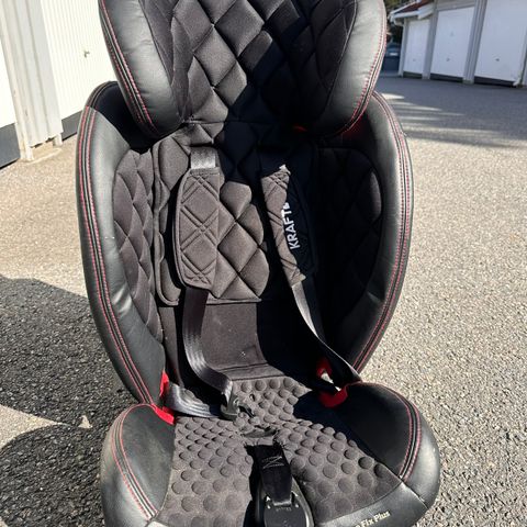 Bilstol til barn med isofix