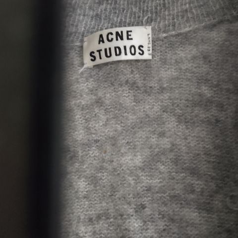 Acne studios, cardigan, grå, str. S, men stor i størrelsen, så passer også M-L