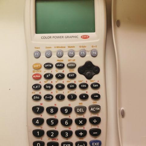 Casio kalkulator. CFX-9850 GC Plus.