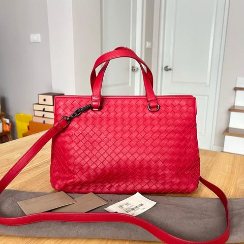 Bottega Veneta Intrecciato Nappa Satchel Red