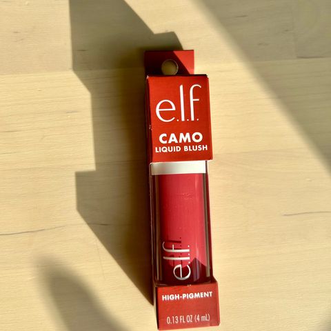 ELF Camo Liquid Blush ubrukt