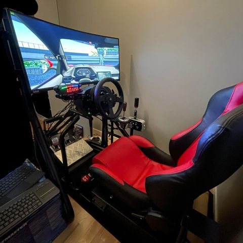 GT Omega PRO racing simulator