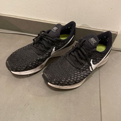 Nike joggesko strl 40