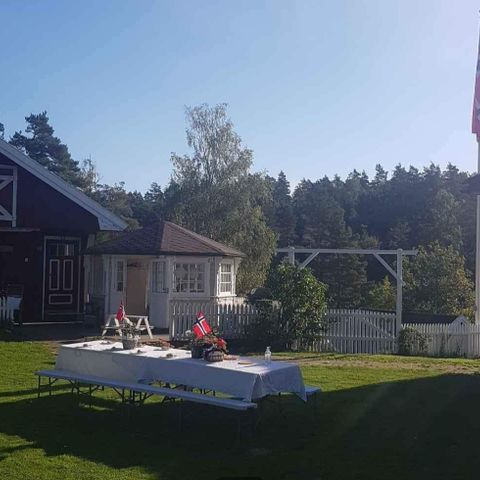 Feire bursdag på SolliToppen gård