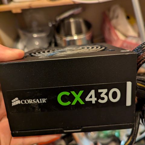 Corsair 430W - PSU