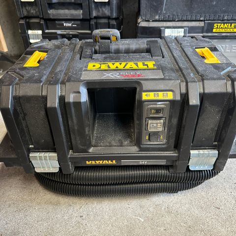 DEWALT 54V Støvsuger