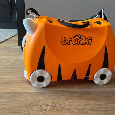 Barnekoffet /Trillekoffet /kabinekoffet /Trunki