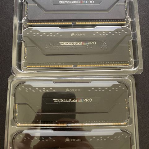 4x8Gb ddr4 3200MHz ram corsair rgb pro