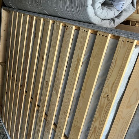 IKEA SULTAN 140cm rammemadrass med overmadrass selges billig