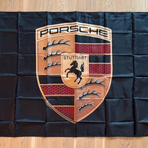 Porsche Flagg