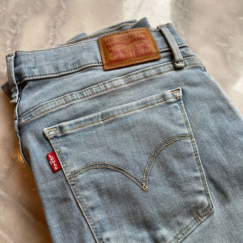 Levis bukse