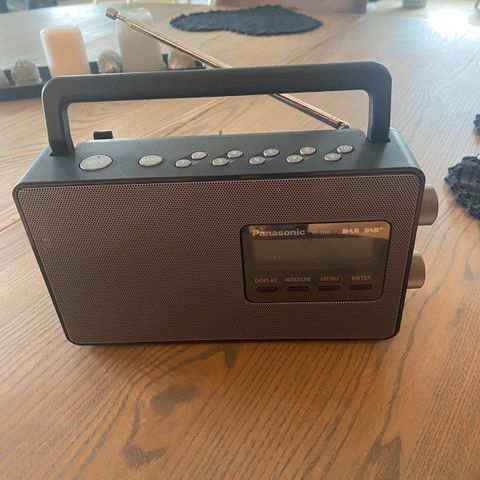 Panasonic DAB-radio. Bærbar.