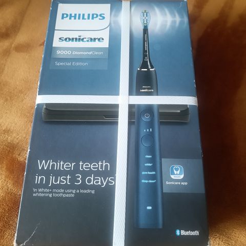 Philips Sonicare DiamondClean 9000