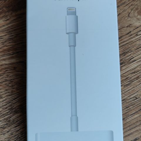 Apple Lightning to VGA adapter