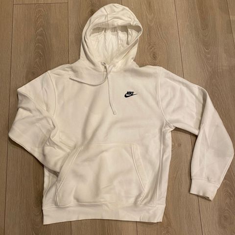 Nike Hoddie og collegegensere