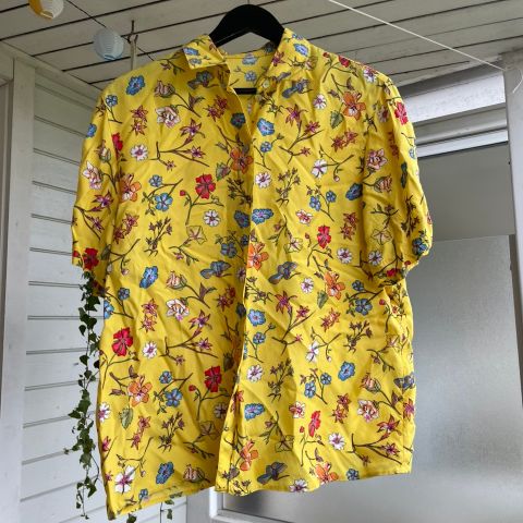 Yellow floral Hawaiian shirt