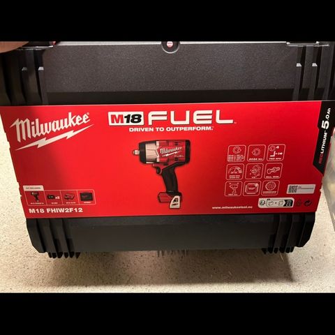 Milwaukee M18 muttertrekker