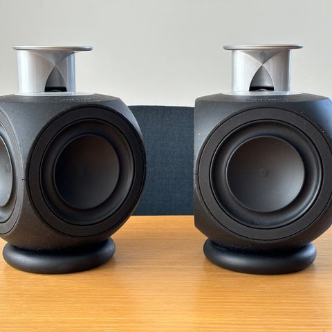 Bang & Olufsen BeoLab 3