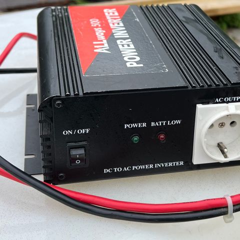 Inverter 500W selges.