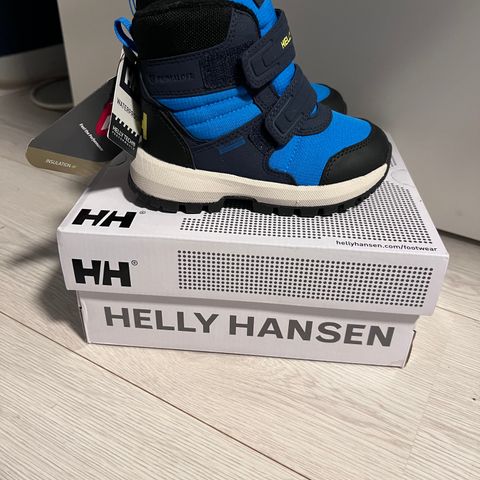 Helt nye HellyHansen vintersko str 25