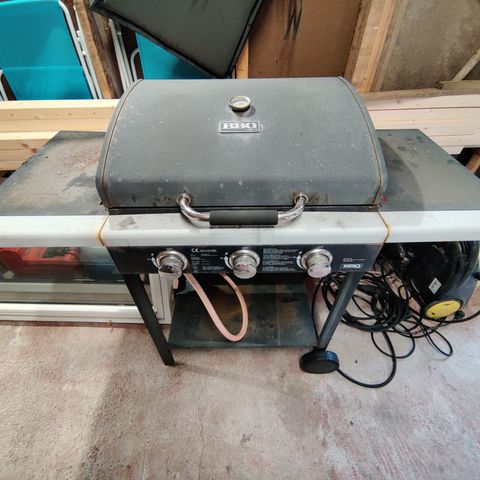 Gassgrill m/3 brennere