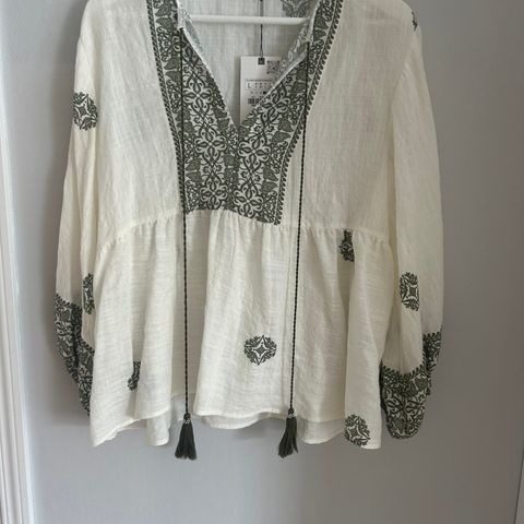 Bluse fra Zara str L