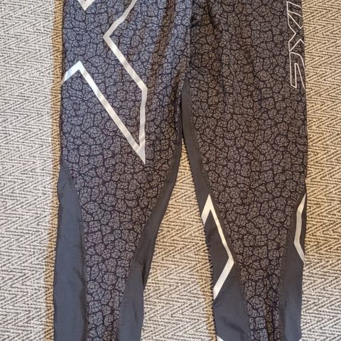 2XU tights