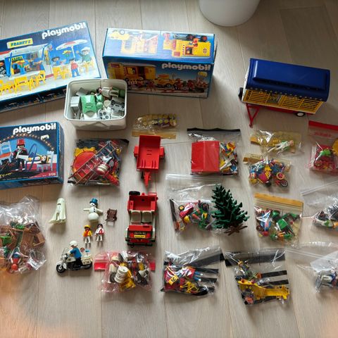 Mange meget pent brukte vintage Playmobil set selges samlet