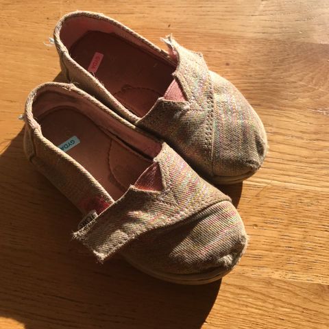 Toms sko