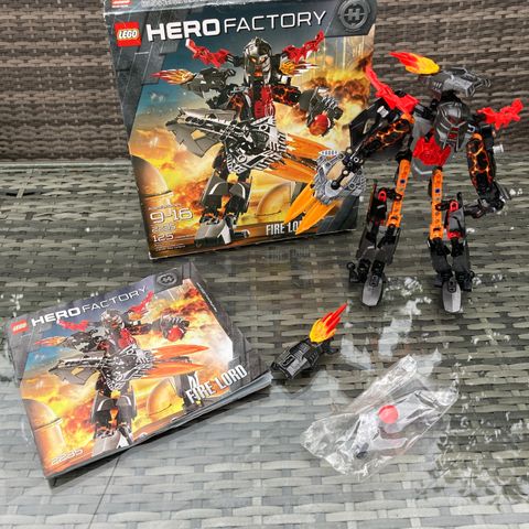 Lego HERO FACTORY FIRE LORD 2235