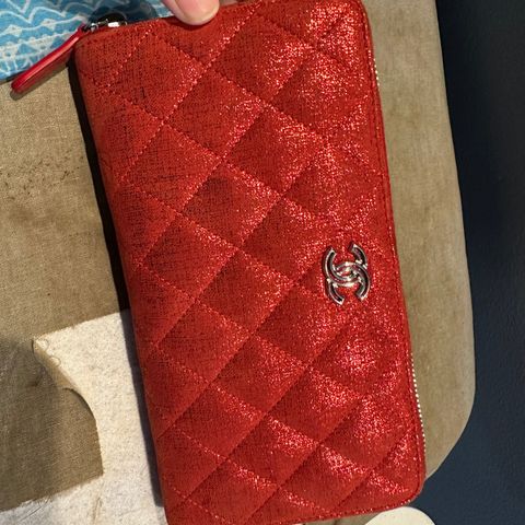 Chanel Medium zip Arond Wallet