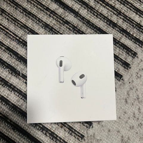 Apple Airpods Gen 3.