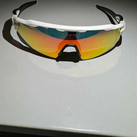 Helt Nye Oakley Briller