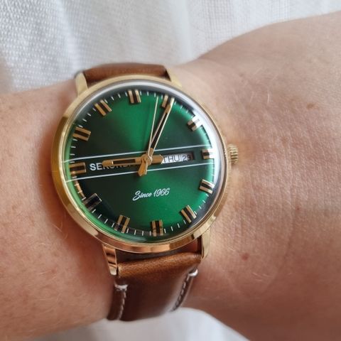 Sekonda heritage 1949 - grønn og forgylt