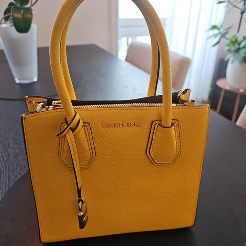 Michael Kors Messenger Bag Gul Liten