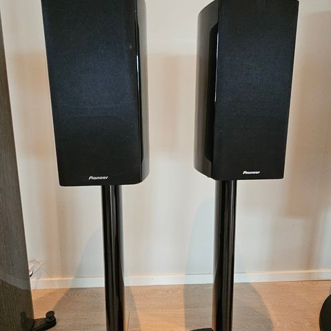 Dynaudio speaker stand 3 selges