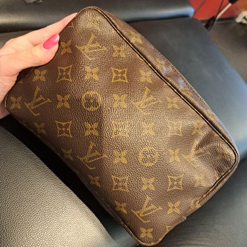 Louis Vuitton Toalettmappe