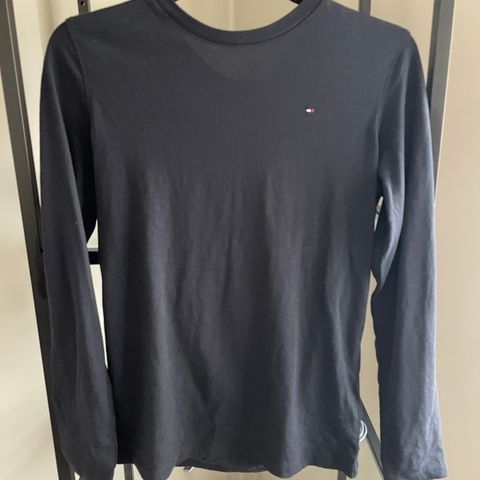 Tommy Hilfigher Long Sleeve