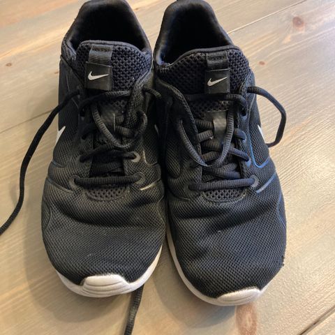 Nike joggesko 39 (40)