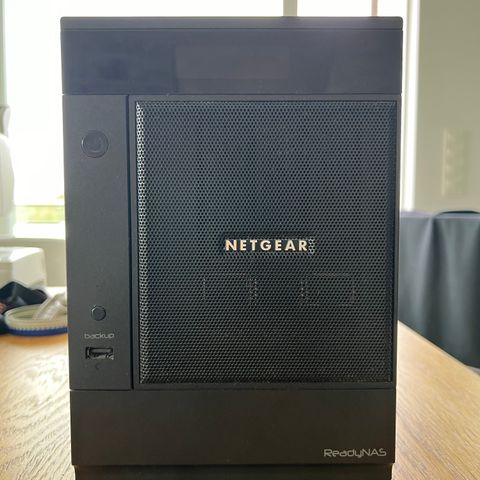 Netgear ReadyNAS Pro 6