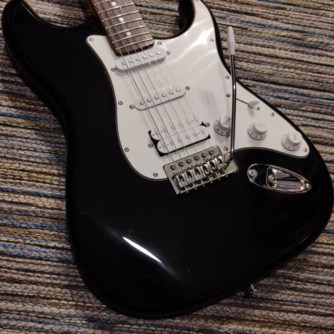 Kjempegod Morgan Stratocaster