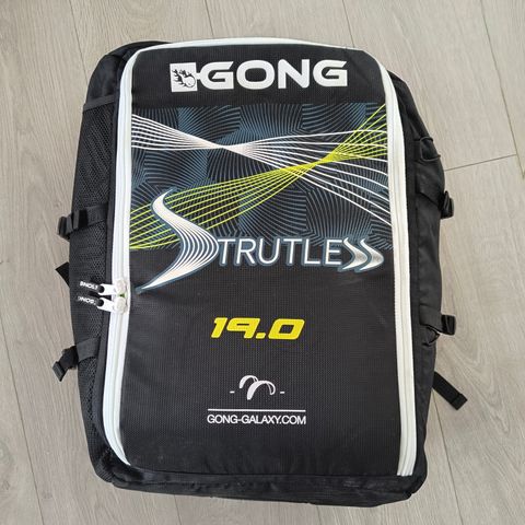 Kite, Gong struttless 19m2