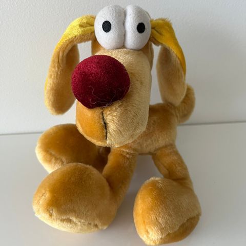 Bamse hund ca 24 cm høy